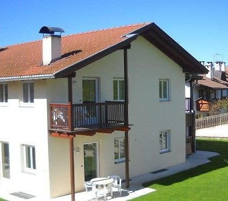 Appartments Am Wiesenrand Nova Ponente Kültér fotó